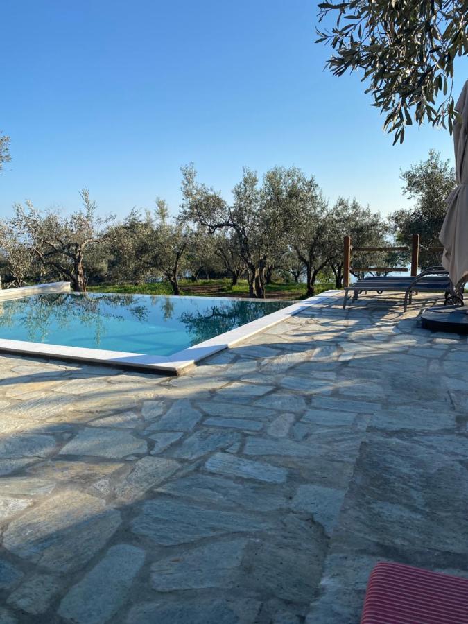 Villa Marouda Glossa Exterior photo