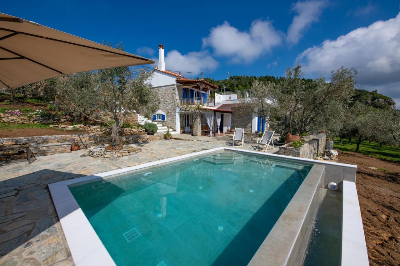 Villa Marouda Glossa Exterior photo