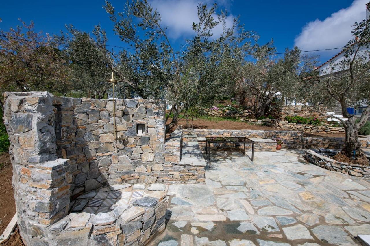 Villa Marouda Glossa Exterior photo