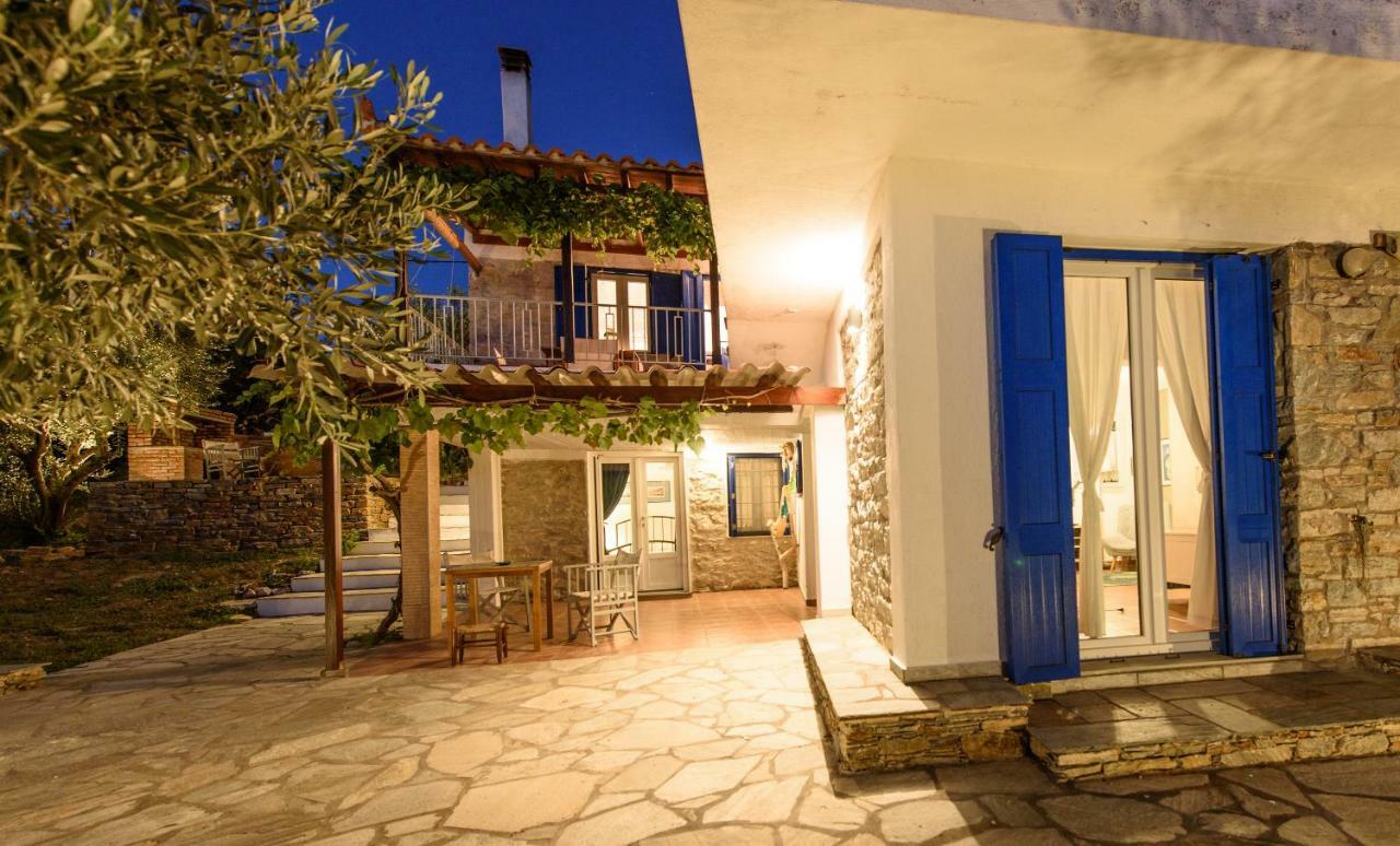 Villa Marouda Glossa Exterior photo