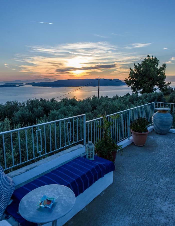 Villa Marouda Glossa Exterior photo