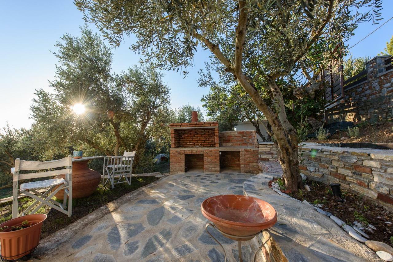 Villa Marouda Glossa Exterior photo